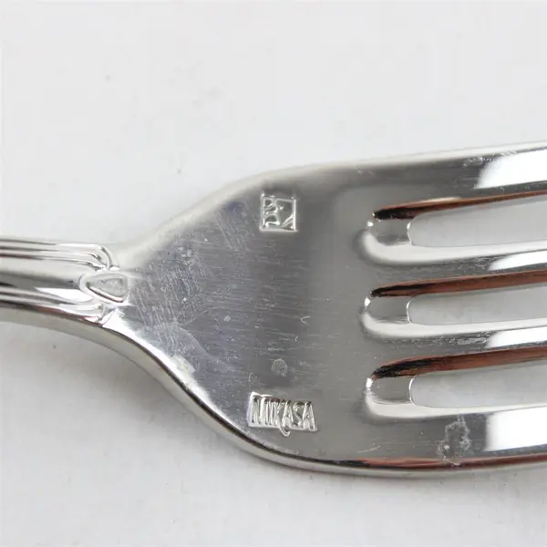 Lot Of 5 Mikasa Brand Laura (Stainless) Pattern Flatware Dinner Forks 8.25" Long