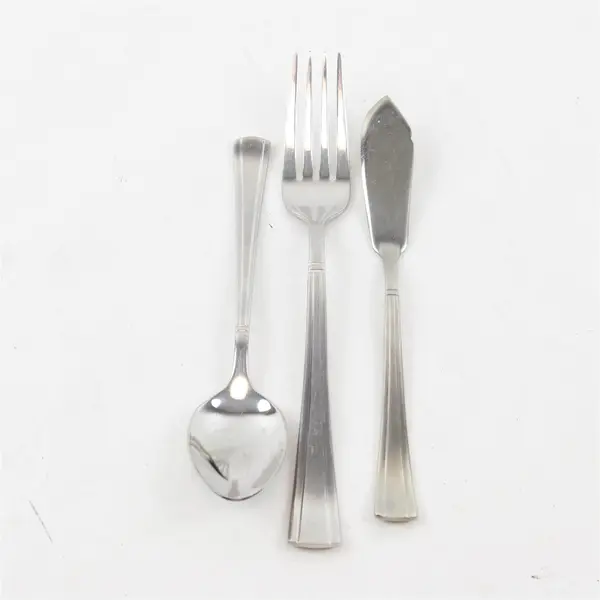 Mixed lot of  3 International 18/10 Stainless Flatware in the Pattern INS330