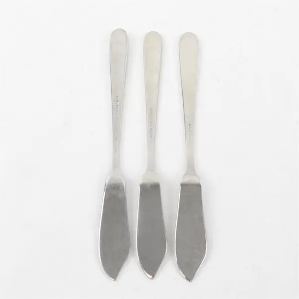 Three 18/10 Stainless Oneida Butter Knives, Pattern Unknown 