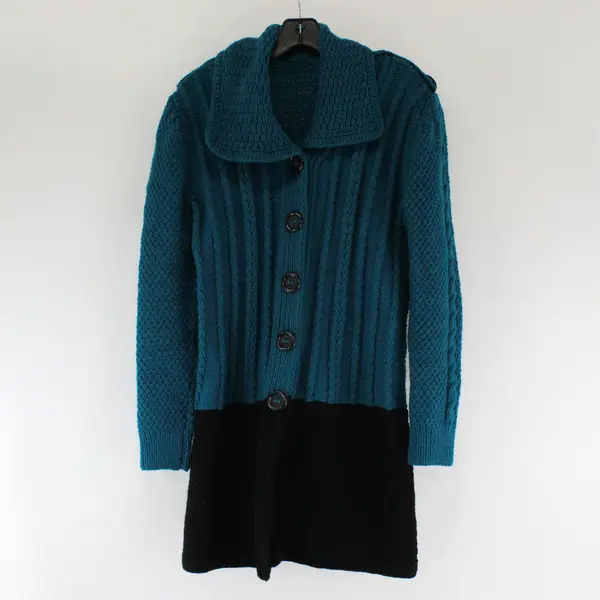 Anonymous Handmade Women's L/XL Blue/Black Cable Knit Long Button Up Sweater