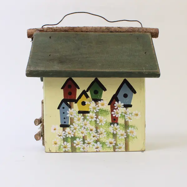 Vintage Wooden Birdhouse Rustic Bed & Breakfast Garden Decor
