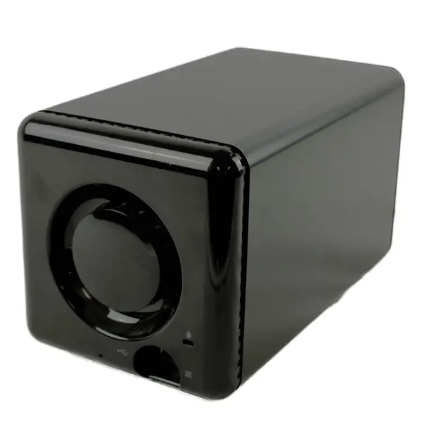 Data Robotics DROBO DRO4D-U 4-Bay Desktop Hard Drive Enclosure Untested