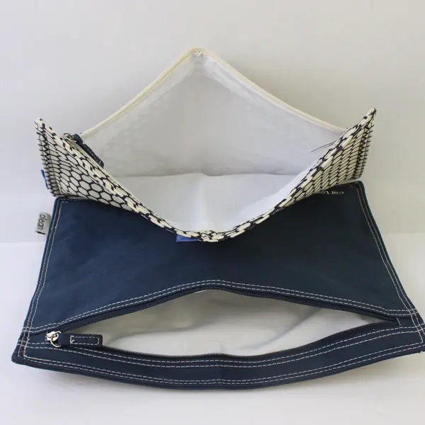 Carter's Pack & Go Clean & Dirty Zippered Diaper/Clothes Pouch Blue