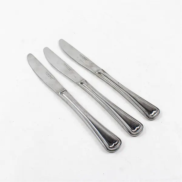 Lot of 3 Gourmet Standard Dinner Knives Pattern Unknown Stainless Steel China