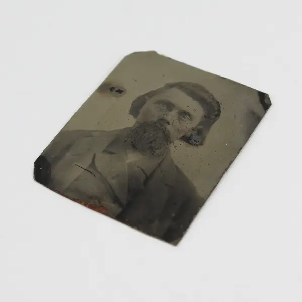 Circa 1870 Bearded Man Portrait Tintype Photograph Memphis Tennessee 