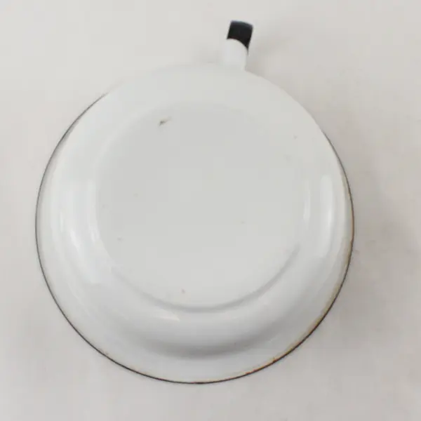 Vintage Columbian White Enamelware Chamber Pot 7" Diameter