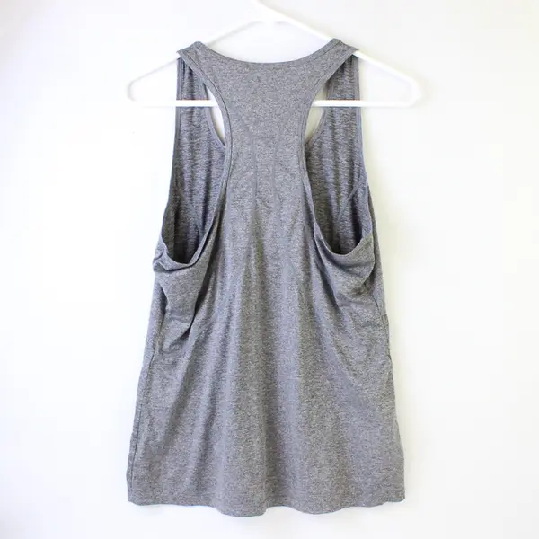 Reebok Brand Gray Speckled Sleeveless Activewear Top Basic Women's Size Large
