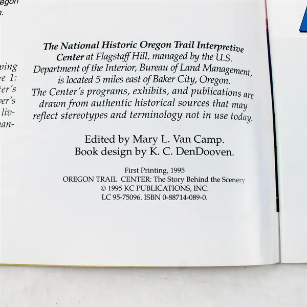 Oregon Trail Center The Story Behind the Scenery Joyce B Hunsaker 1995 PB Good