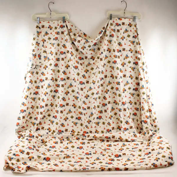 Lot Of 4 Circo Construction Printed Queen Bed Set (2 Pillowcases, Flat, Fitted)