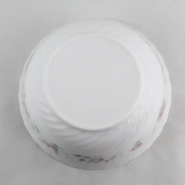 Arcopal France Florentine  Large Vegetable Bowl 9.5" 
