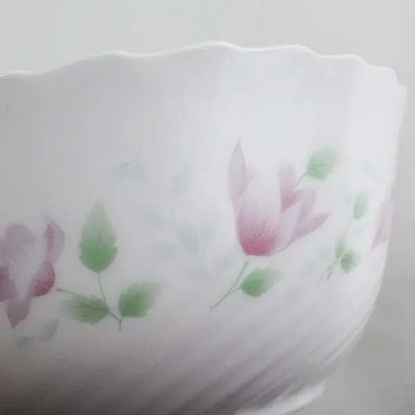 Arcopal France Florentine  Large Vegetable Bowl 9.5" 
