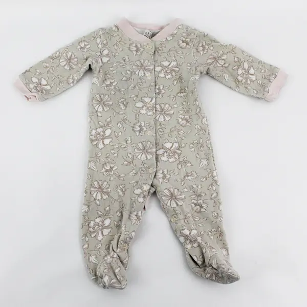 6 Piece Mixed Lot Baby Clothes Size 3 Months