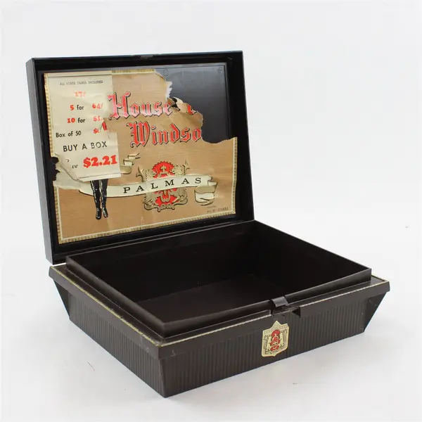 Vintage House of Windsor Palmas Empty Brown Plastic Cigar Box: 10" x 7-1/2" x 3"