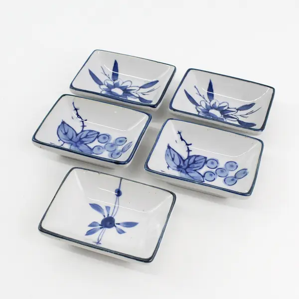 Set of 5 Porcelain Floral Pattern Japanese Soy or Sushi Sauce Dishes