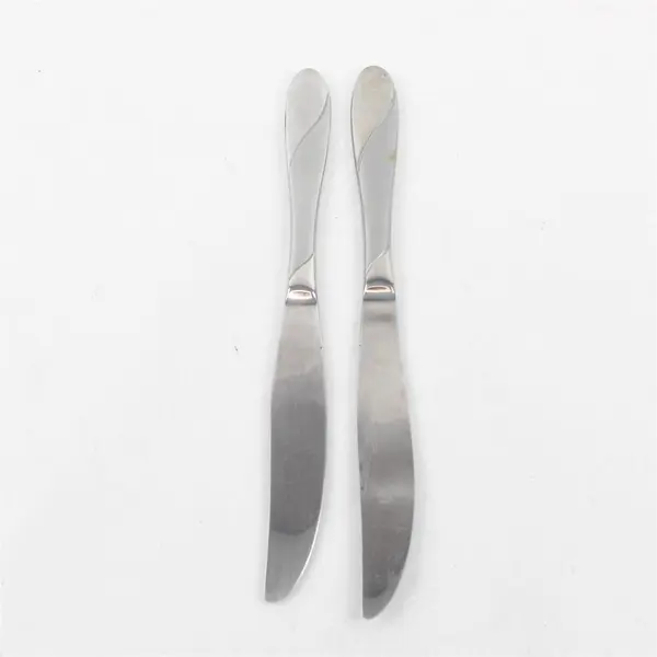 Lot of 2 Home Swirl Sand Stainless Dinner Knives Made in China