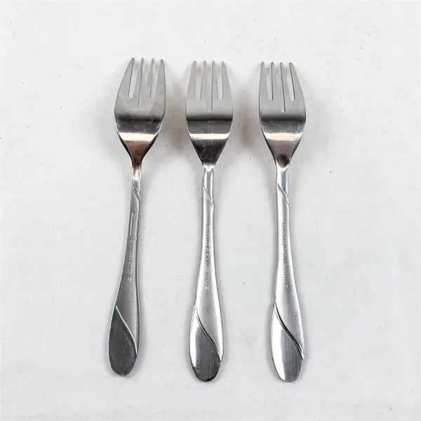 Three Stainless Swirl Sand Salad Forks by Cambridge Made in China