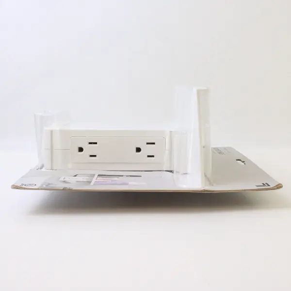 Sharper Image Brand White Socket Shelf 6 Outlets & 2 USB Ports Model 00609
