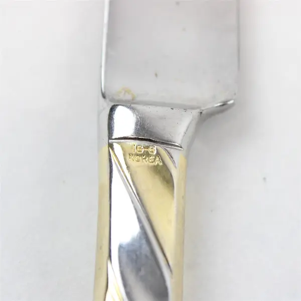 Lot of 2 Retroneu Diagonal Gold Stainless Steel Dinner Knives 9"