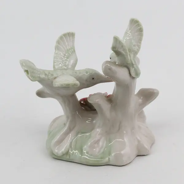 K's Collection Porcelain Hummingbirds And Flower Figurine