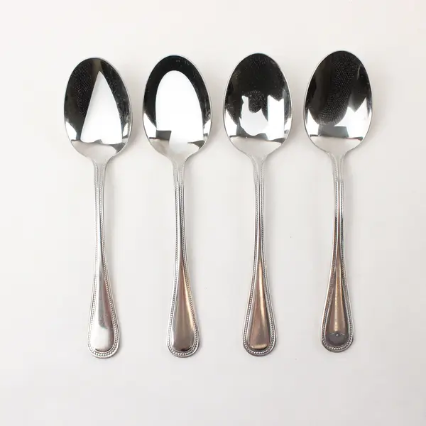 Lot of 4 Roberts & Belk 18/10 Stainless Steel Tablespoons Continental Bead