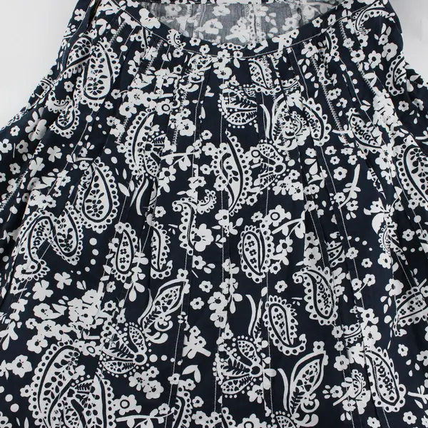 Liz Claiborne Navy and White Floral Pattern A-Line Midi Skirt Women's Size 8