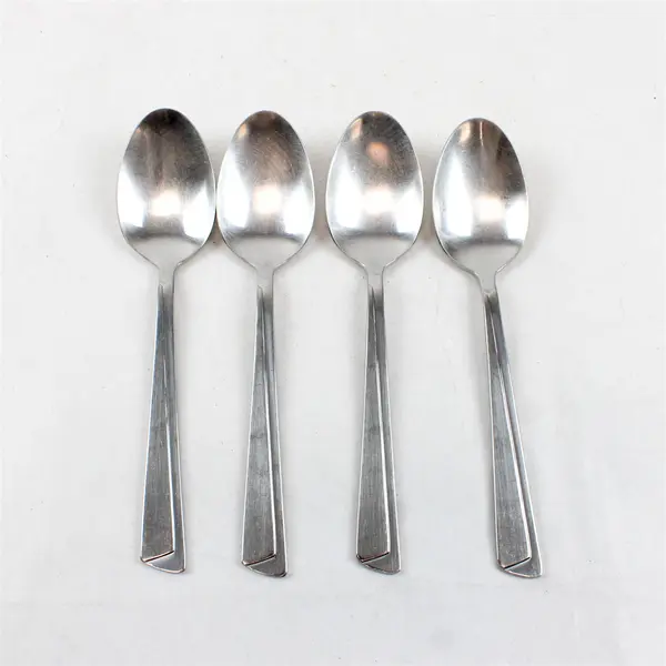 Lot of 4 Retroneu Concept Stainless Steel Oval Soup Spoons 7.5"