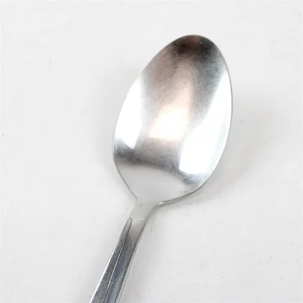 Lot of 4 Retroneu Concept Stainless Steel Oval Soup Spoons 7.5"
