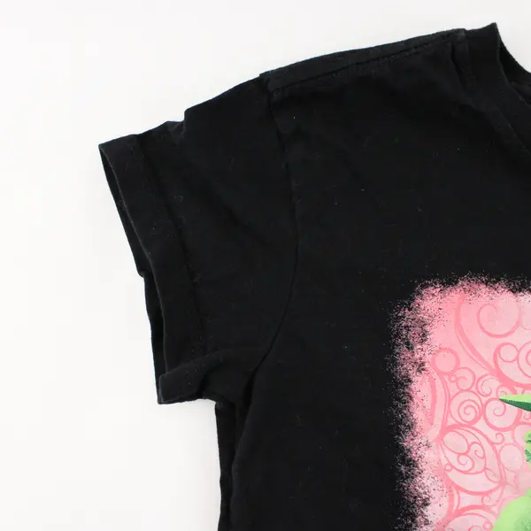 Wicked Black Short-Sleeved Graphic T-Shirt Girls' Medium