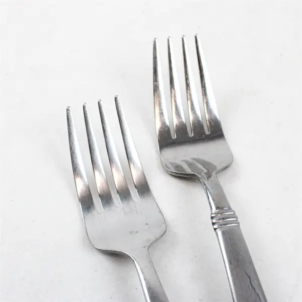 Lot of 4 Pfaltzgraff Parker Frost Stainless Steel Salad Forks 7.5"