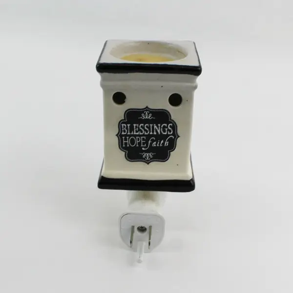 Better Homes & Gardens Love Family Laughter Accent Wax Warmer Wall Plug Vanilla