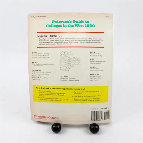 Guide to Colleges In The West Fourth Edition Paperback