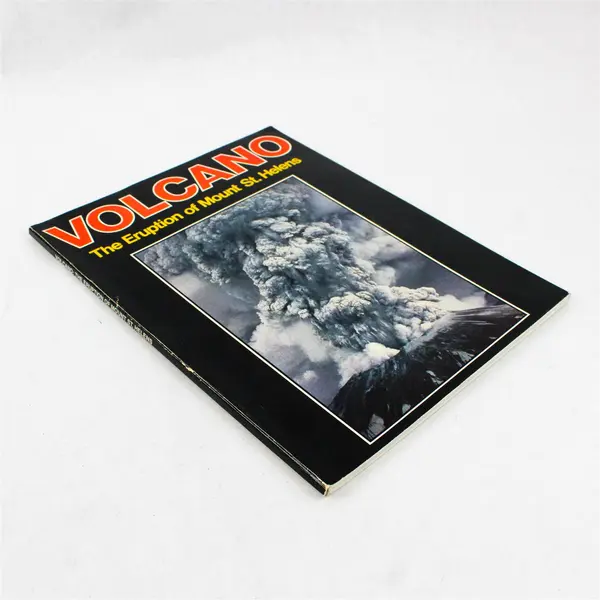 VOLCANO The Eruption of Mount St Helens Paperback Book