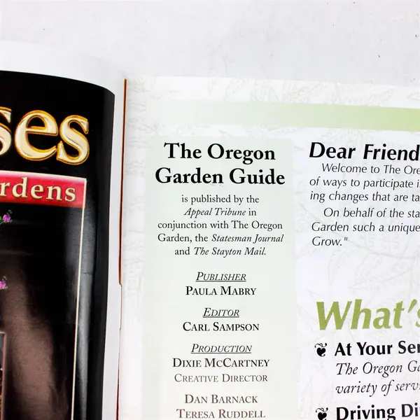 The Oregon Garden Guide Paula Mabry Paperback Book