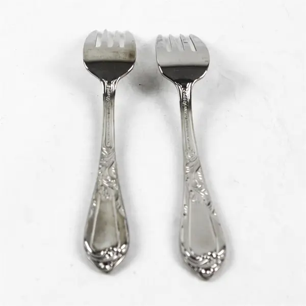 Lot of 2 Reed & Barton Monique Stainless Steel Salad Forks 7.5"
