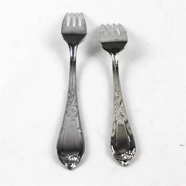 Lot of 2 Reed & Barton Monique Stainless Steel Salad Fork 7" and Dinner Fork 8"
