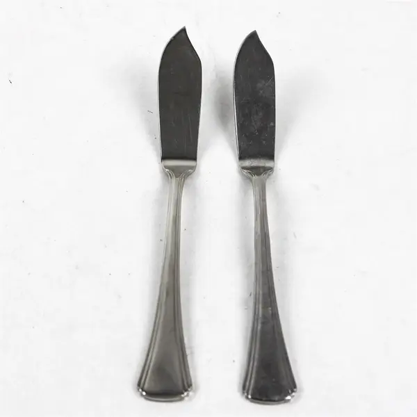 Lot of 2 Reed & Barton Miro Stainless Steel Butter Spreading Knives 7" 