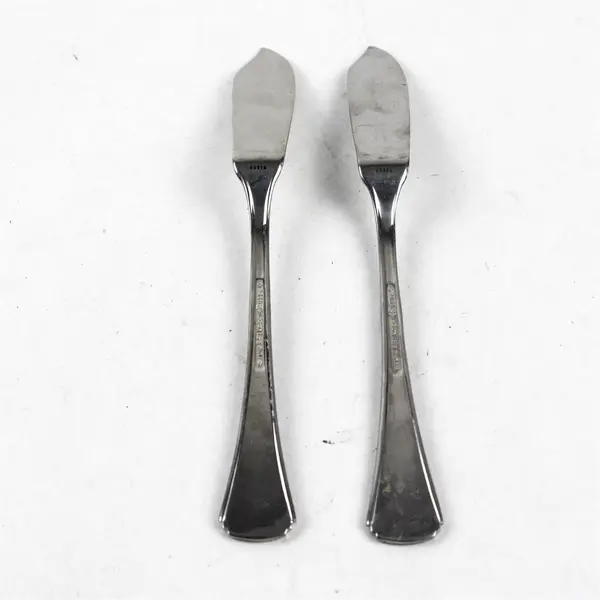 Lot of 2 Reed & Barton Miro Stainless Steel Butter Spreading Knives 7" 
