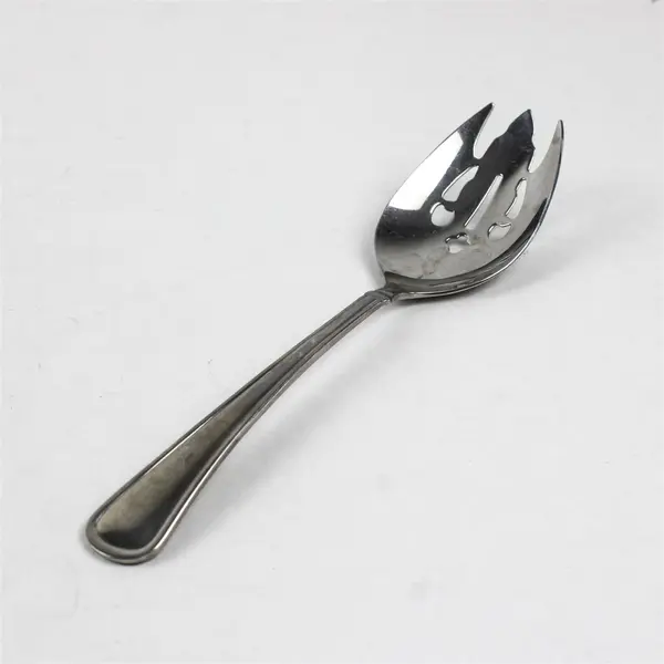 Reed & Barton Mendon Stainless Steel Pierced Veggie Server 10"