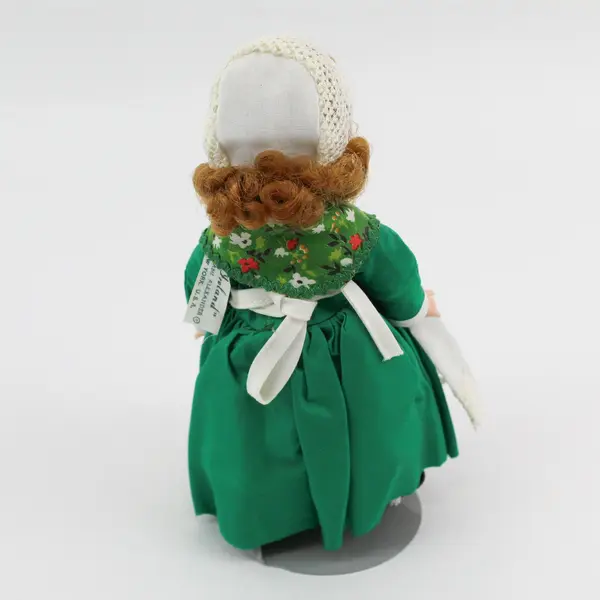 Madame Alexander International Doll Ireland 7.5 Inch W/Stand