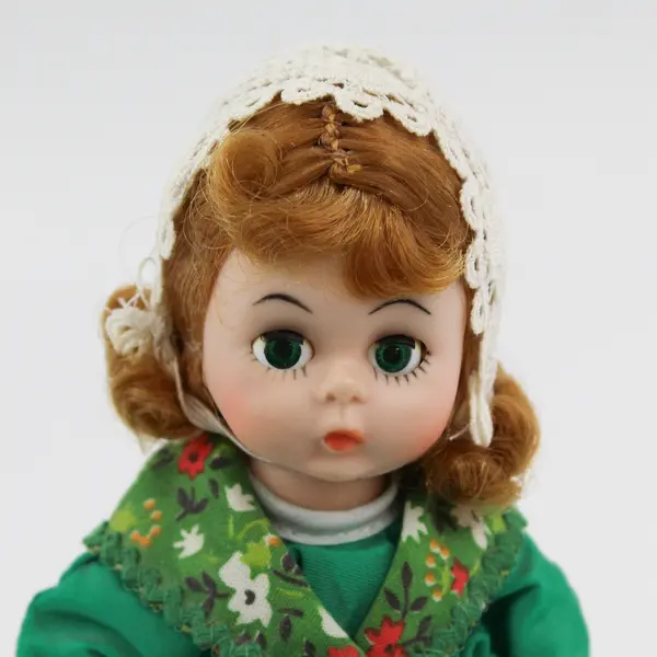 Madame Alexander International Doll Ireland 7.5 Inch W/Stand