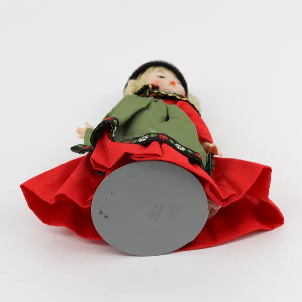  Madame Alexander International Doll Sweden 7.5" with Stand