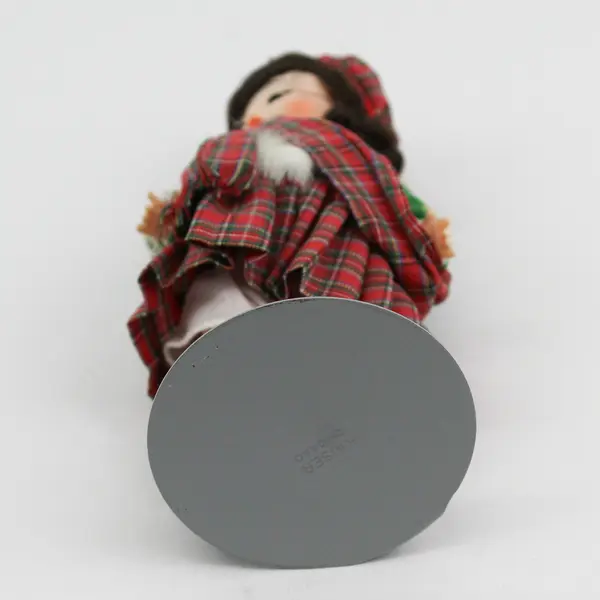 Madame  Alexander International Doll Scotland 7.5" W/ Stand