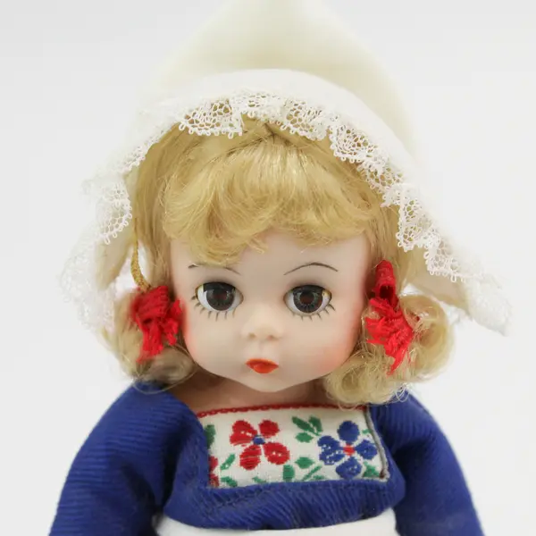 Madame Alexander Netherlands International Doll - 7.5 Inch, With Stand 