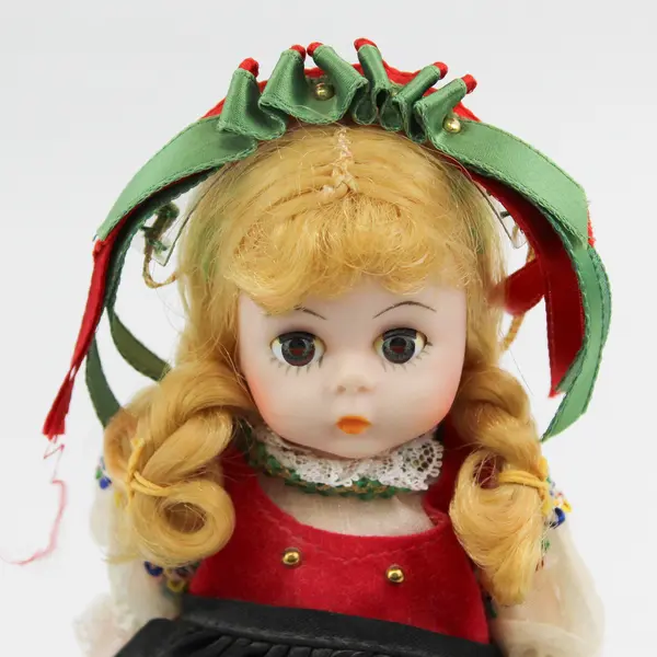Madame Alexander International Doll Poland 7.5" With Stand