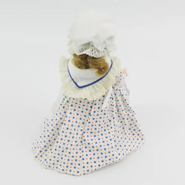 Madame Alexander Doll Betsy Ross 7.5" Doll with Stand No flag