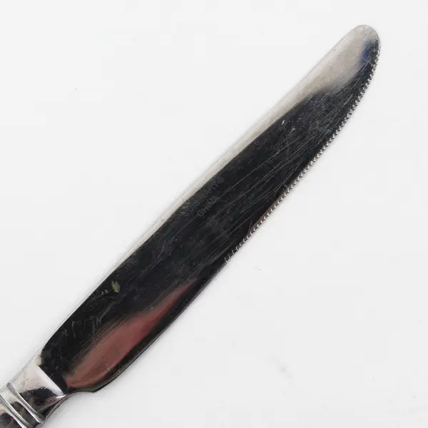 Lot Of 4 Cuisinart Flatware CUI16 Pattern 18/10 SS Dinner Knives 9.25" Rare Item