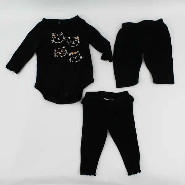 12 Piece Mixed Lot Baby Girls' Clothes 0-3 Months