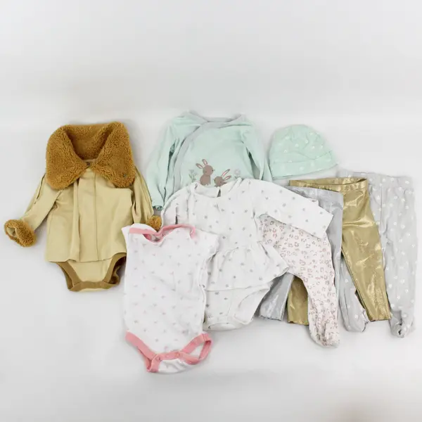 9 Piece Mixed Lot Baby Girls' Clothes 3-6 Months