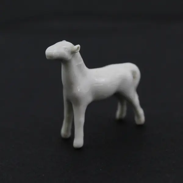 Set of 4 Vintage Porcelain Miniature White Horses 1 inch Tall