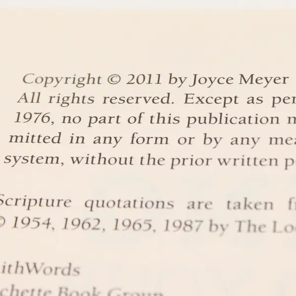 Living Beyond Your Feelings by Joyce Meyer 2011 1st Edition Hardcover DJ Good